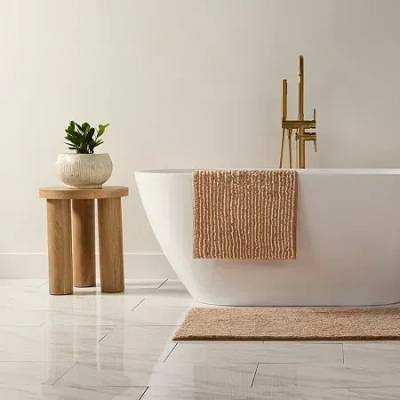 Casual Comfort Pinstripe Cotton Bath Mat In Brown