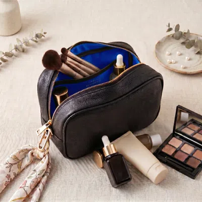 Casupo Large Leather Cosmetic Bag In Black