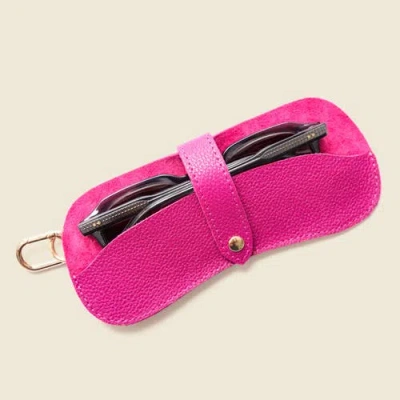 Casupo Leather Sunglasses Case With Key Ring In Pink