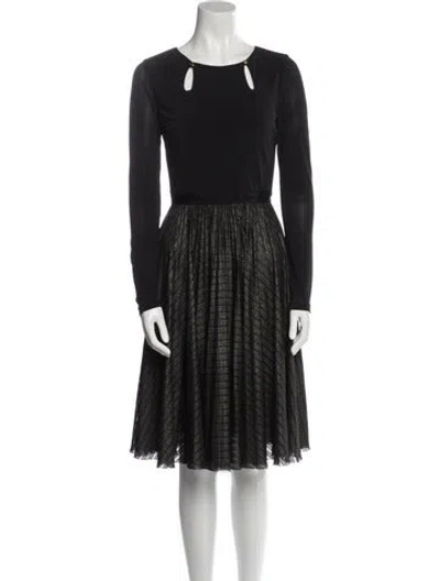 Pre-owned Catherine Deane Crew Neck Knee-length Dress In Black