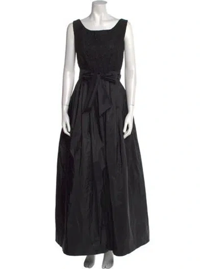 Pre-owned Catherine Regehr Scoop Neck Long Dress In Black