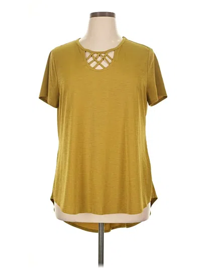 Pre-owned Cato Active T-shirt In Gold