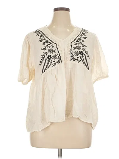Pre-owned Cato Short Sleeve Blouse In Ivory