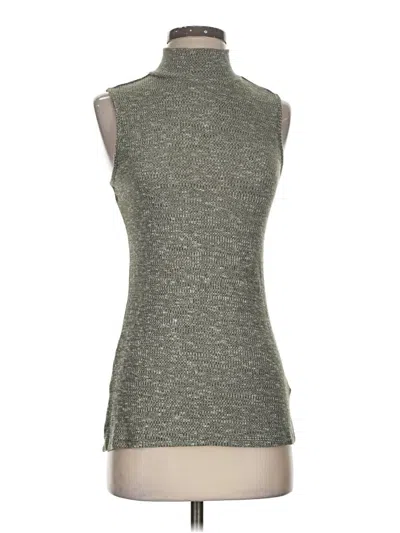 Pre-owned Cato Sleeveless T-shirt In Gray