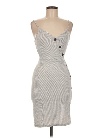 Pre-owned Caution To The Wind Casual Dress In Gray