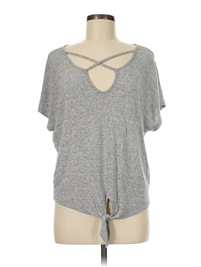 Pre-owned Caution To The Wind Short Sleeve Top Gray Keyhole Neckline Tops