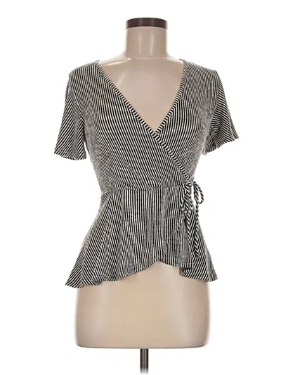 Pre-owned Caution To The Wind Short Sleeve Top Gray Plunge Neckline Tops