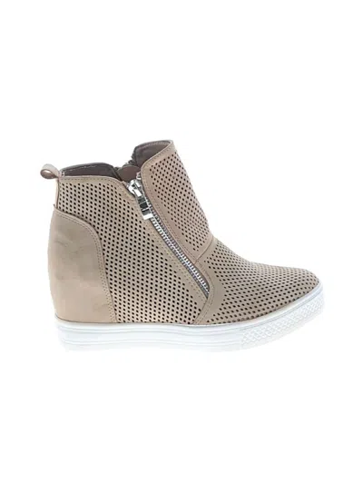 Pre-owned Ccocci Ankle Boots In Tan