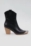 Ccocci Women's Dakota Metallic Tip Toe Cowboy Boots In Black In Black