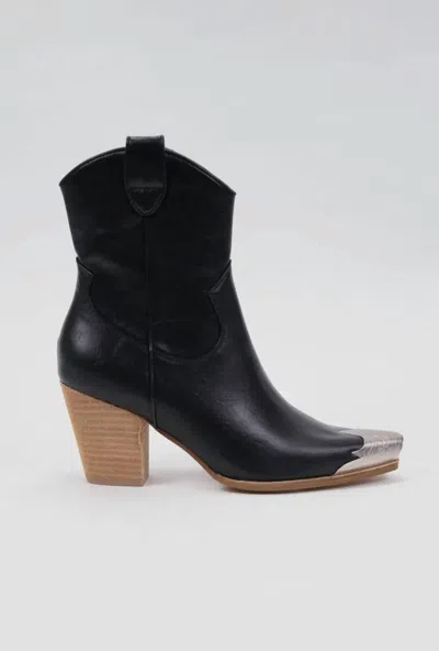 Ccocci Women's Dakota Metallic Tip Toe Cowboy Boots In Black