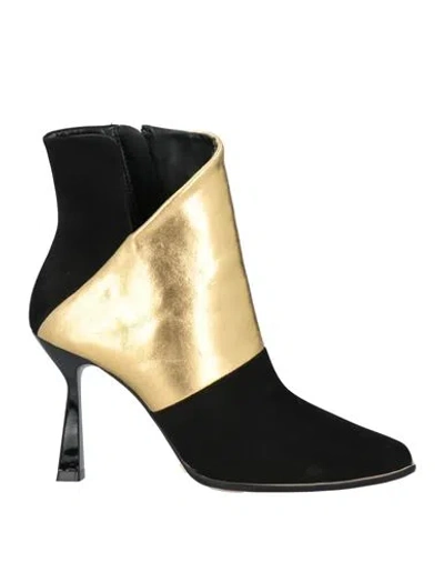 Cecconello Woman Ankle Boots Black Size 7 Leather