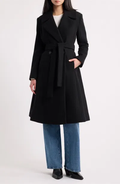 Cece Double Breasted Coat In Black