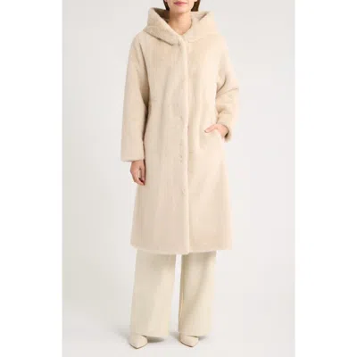 Cece Faux Fur Hooded Coat In Oatmeal