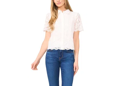 Cece Lace Short Sleeves Hidden Placket Shirt In White