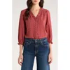Cece Print Front Button Top In Red
