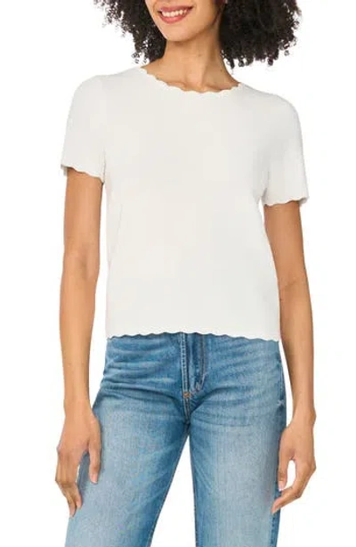 Cece Scallop Rib Short Sleeve Knit Top In White