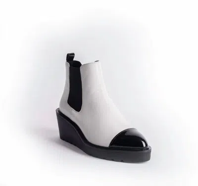 Cecelia New York Women's Gemmain Boots In Black & White