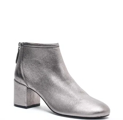 Cecelia New York Women's Knowlton Boots In Pewter Stretch Leather In Gray
