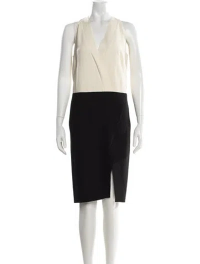 Pre-owned Cedric Charlier V-neck Knee-length Dress In Neutral