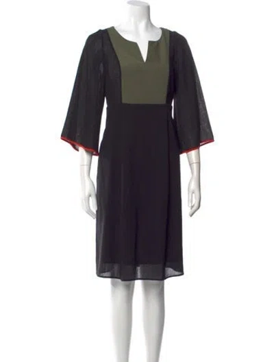 Pre-owned Cefinn V-neck Knee-length Dress In Black