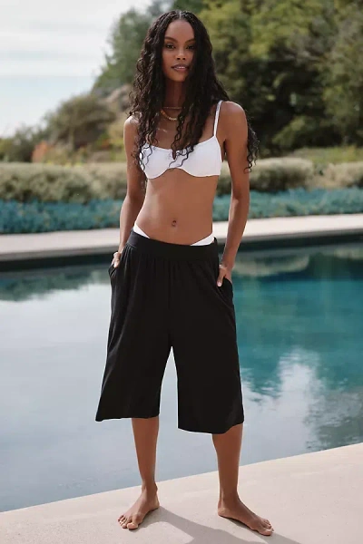Celandine Pull-on Gaucho Pants In Black