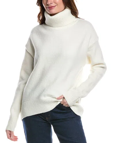 Celestine Sei Turtleneck Sweater In White