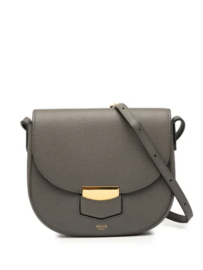 Pre-owned Celine 2016 Small Grained Calfskin Trotteur Crossbody Bag In Gray