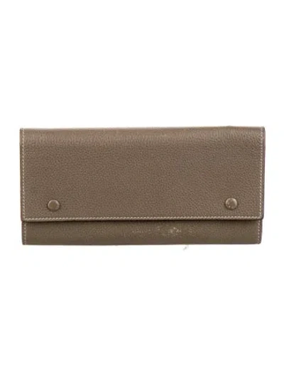 Pre-owned Celine 2017 Leather Continental Wallet In Gray