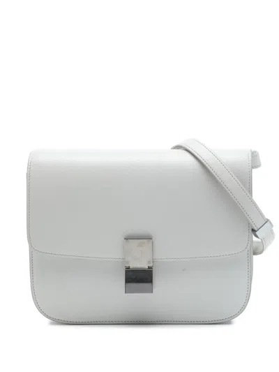 Pre-owned Celine 2017 Medium Calfskin Classic Box Crossbody Bag In 白色