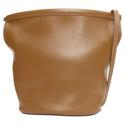 Pre-owned Celine 2018 Phoebe Philo Clasp Bucket Calf Leather Metal Clasp Shoulder Bag In Brown