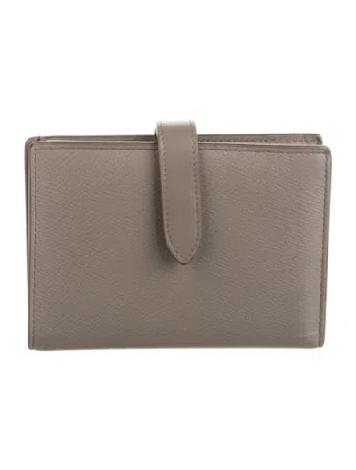 Pre-owned Celine 2019 Medium Strap Wallet In Gray