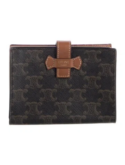 Pre-owned Celine 2021 Triomphe Compact Wallet In Brown