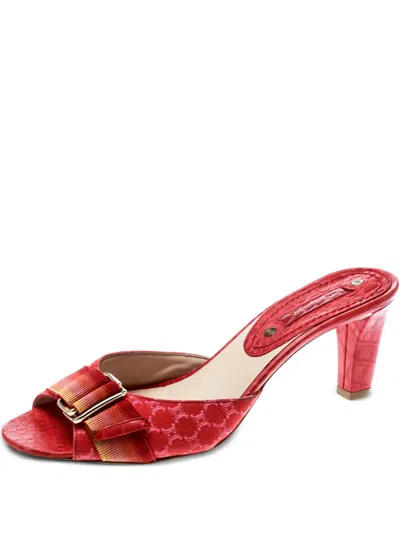 Pre-owned Celine 60mm Crocodile-embossed Sandals In Red