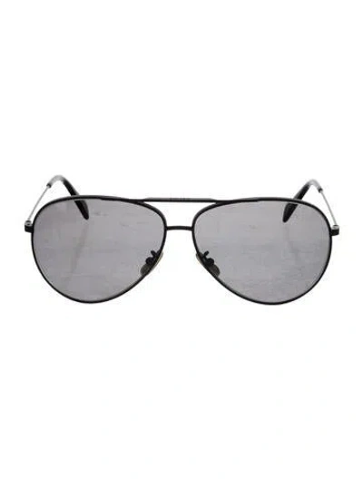 Pre-owned Celine Aviator Tinted Sunglasses In Black