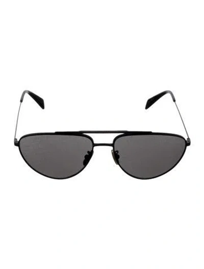 Pre-owned Celine Aviator Tinted Sunglasses In Black