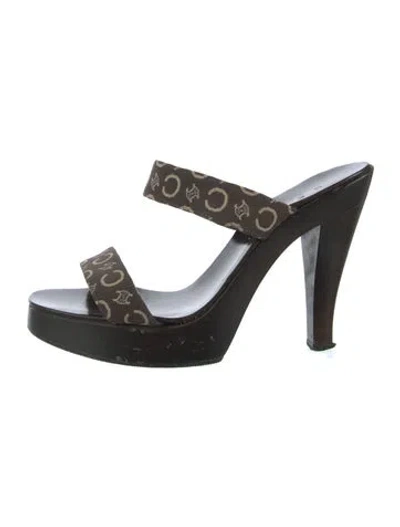 Pre-owned Celine Canvas Patterned Slides In Brown