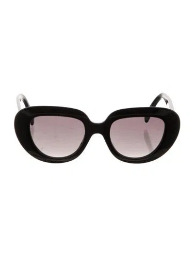Pre-owned Celine Cat-eye Gradient Sunglasses In Black