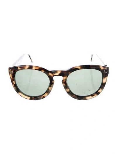 Pre-owned Celine Cat-eye Tinted Sunglasses In Black