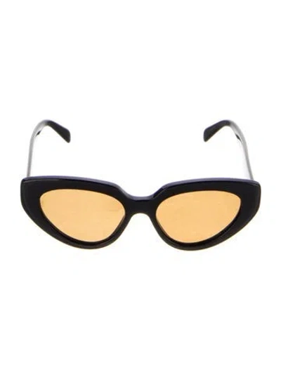 Pre-owned Celine Cat-eye Tinted Sunglasses In Black