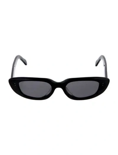Pre-owned Celine Cat-eye Tinted Sunglasses In Black