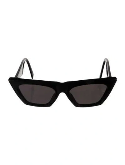 Pre-owned Celine Cat-eye Tinted Sunglasses In Black