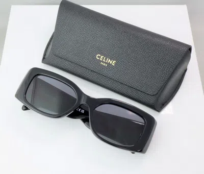 Pre-owned Celine Cl40282u 01 53mm Square Black Oversized Sunglasses With Grey Lens In Gray