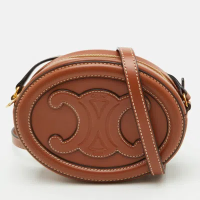 Pre-owned Celine Cuir Triomphe Brown Leather Oval Crossbody Bag