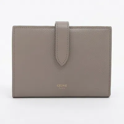 Pre-owned Celine Grayish Leather Wallet (bi-fold) ()