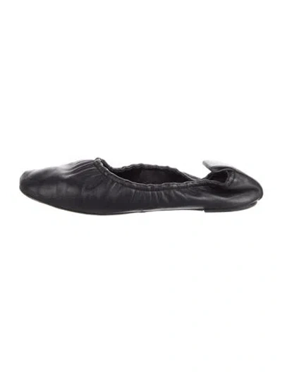 Pre-owned Celine Leather Ballet Flats In Black