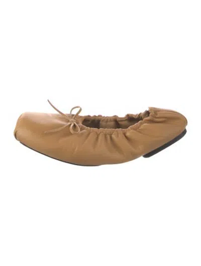 Pre-owned Celine Leather Ballet Flats In Neutrals