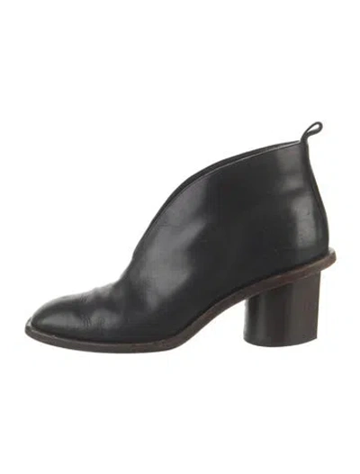 Pre-owned Celine Leather Boots In Black