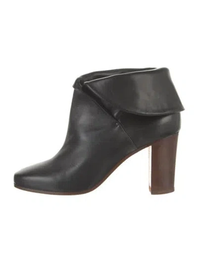 Pre-owned Celine Leather Boots In Black