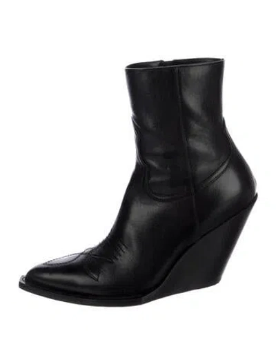 Pre-owned Celine Leather Boots In Black