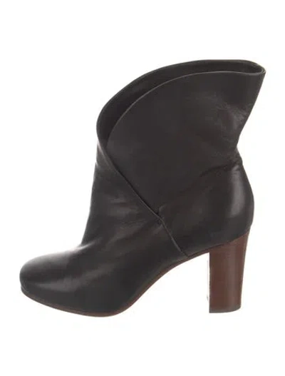 Pre-owned Celine Leather Boots In Black